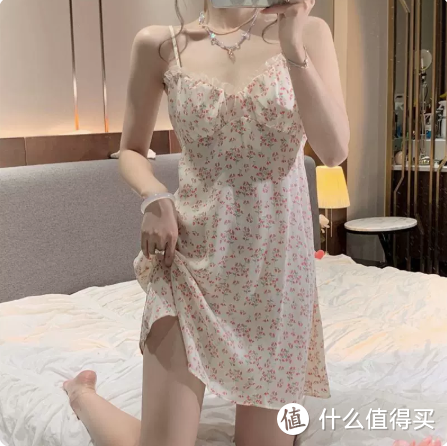 红色系女装的魅力无限