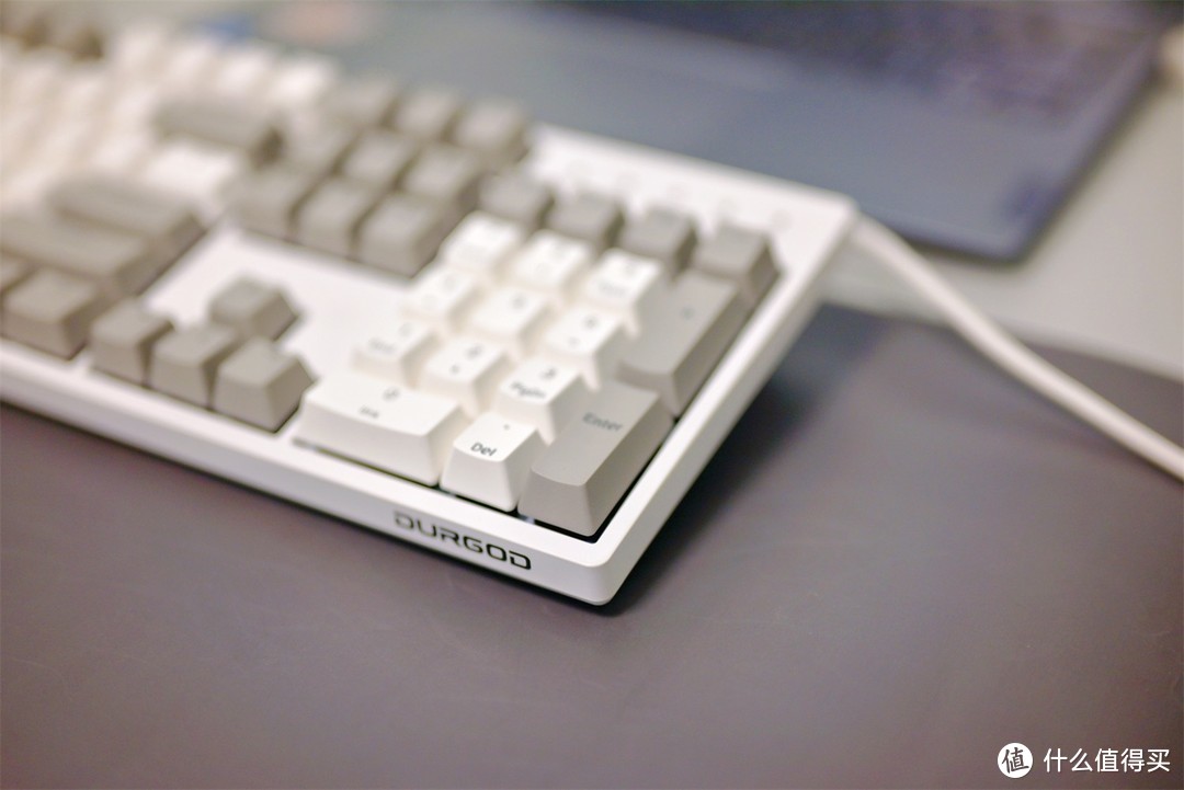 经典永不过时，简约却不简单的杜伽K310机械键盘
