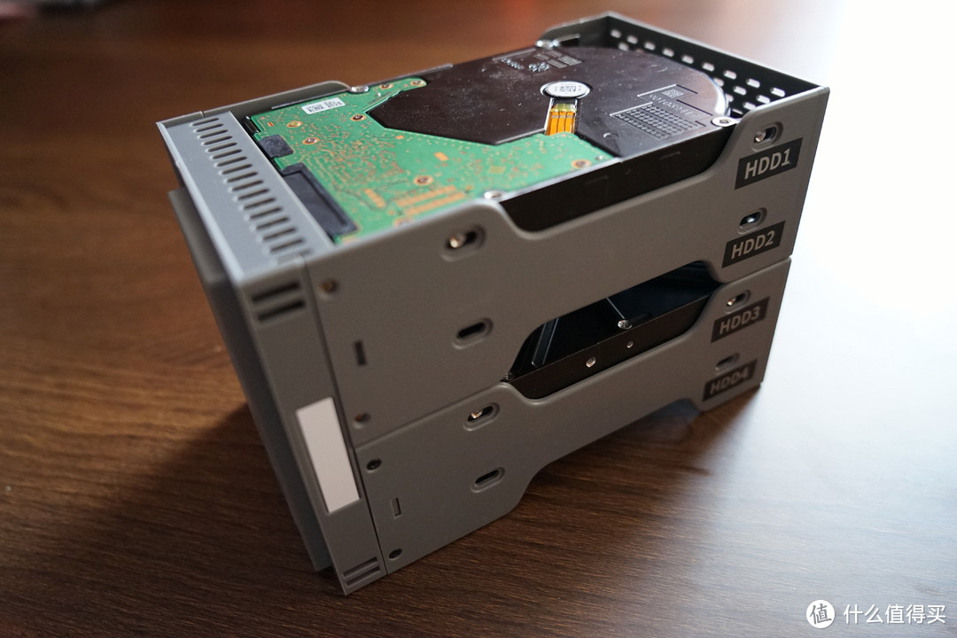 能做显卡扩展坞的硬盘盒大家不也来一个吗？——麦沃K35294A硬盘盒开箱