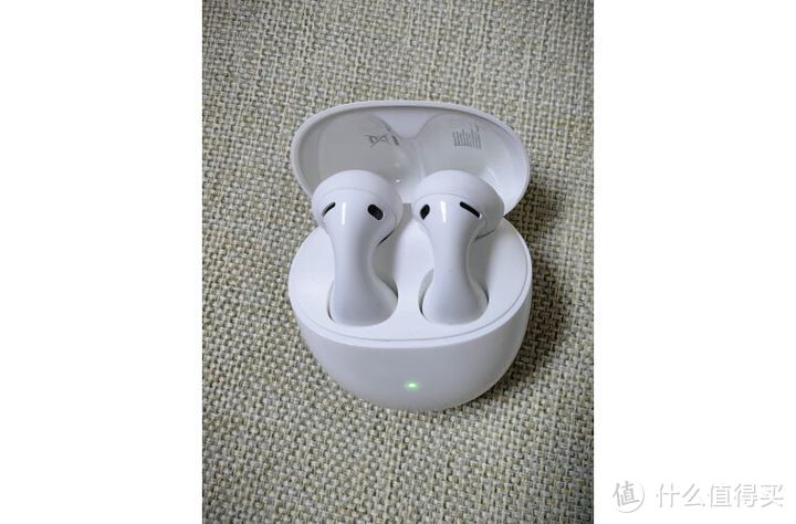 数码产品篇四华为耳机要怎么选入耳式跟半入耳式耳机有什么区别