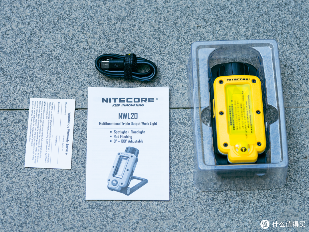 Nitecore NWL20多功能照明灯评测，一百多元的大牌户外灯，可换电池