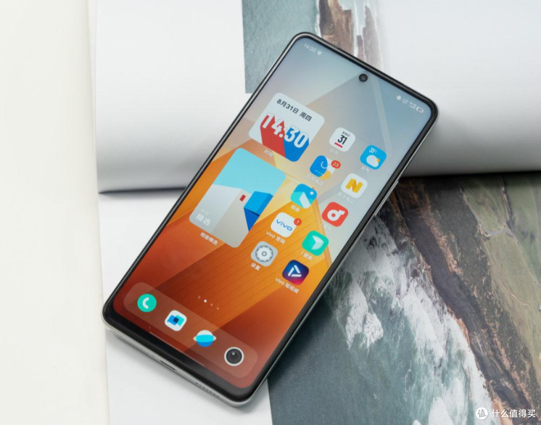 图片第三款:红米note 12turbo红米note 12turbo在去年中端市场中非常