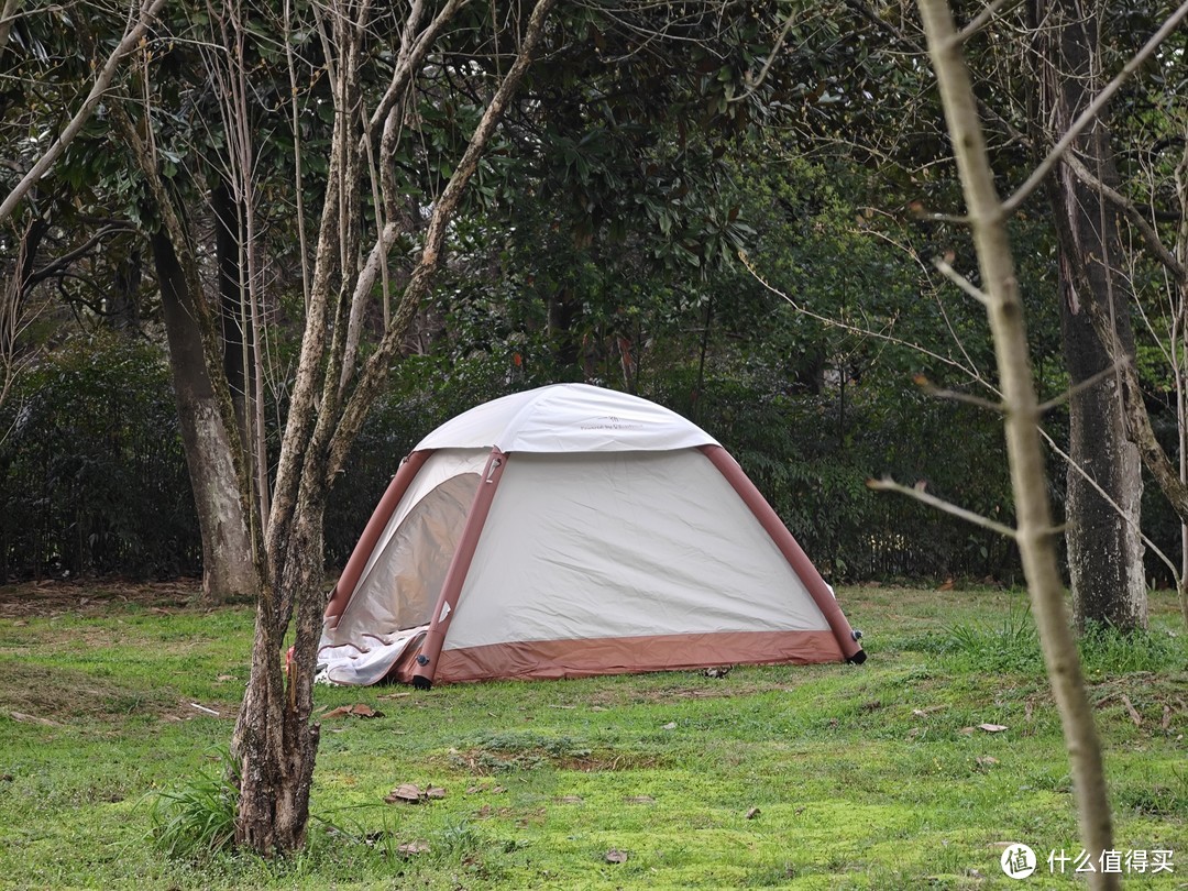 几款露营必备好物分享，其中一宿一键自动充气帐篷、睡眠床尤其YYDS！