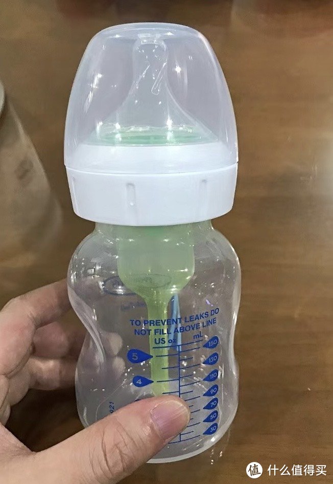如何挑选适合小宝宝用的奶瓶？主要看以下3点