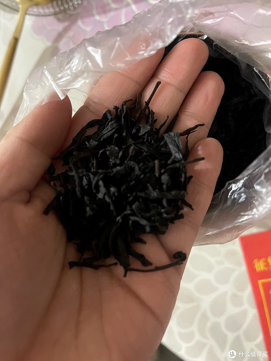 一杯好茶为春天加酚，香醇红茶