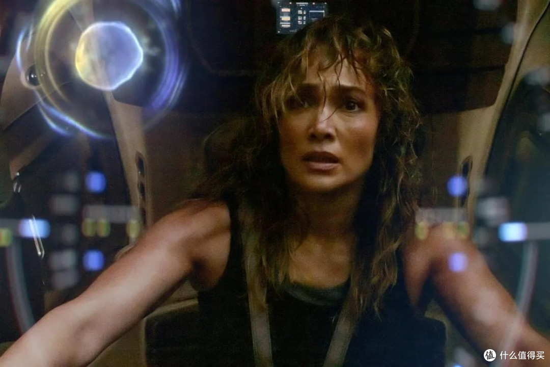 异星战境预告片詹妮弗洛佩斯飞行员机甲服在netflix大制作科幻电影