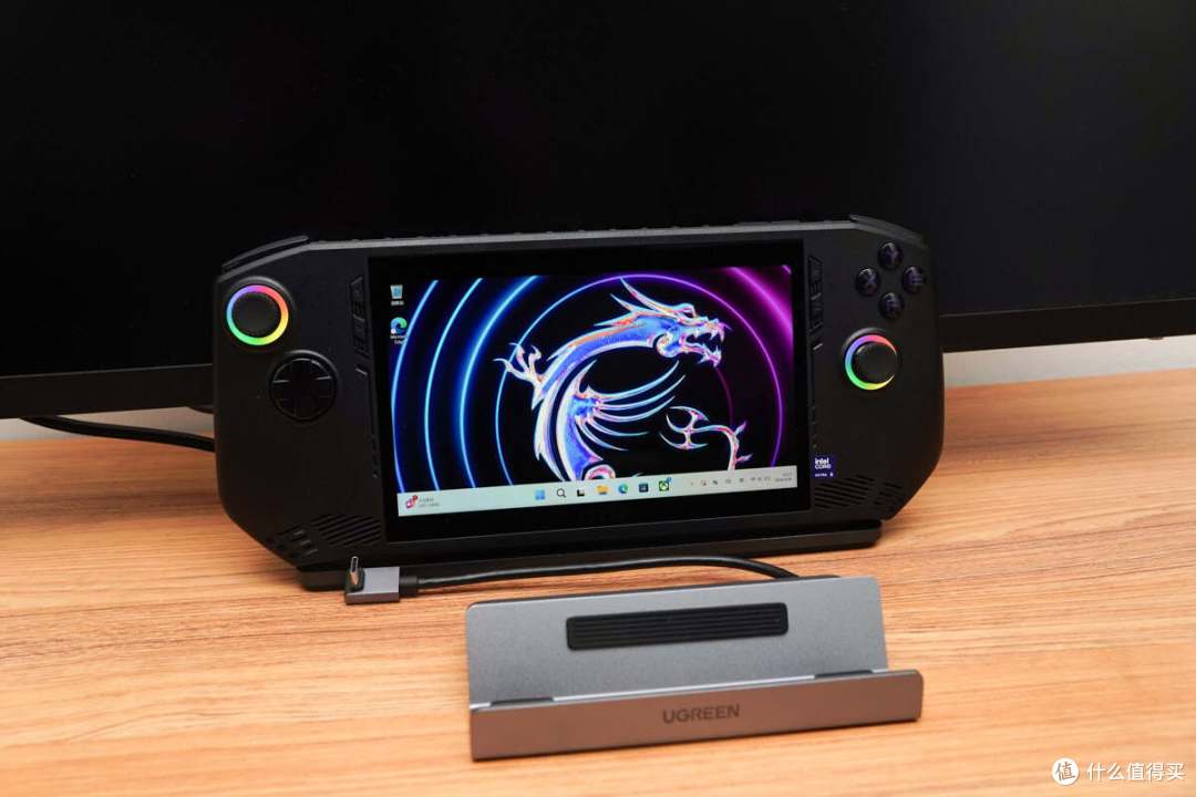 雷电4规格无缝兼容各种外设msi微星claw游戏掌机视频输出体验