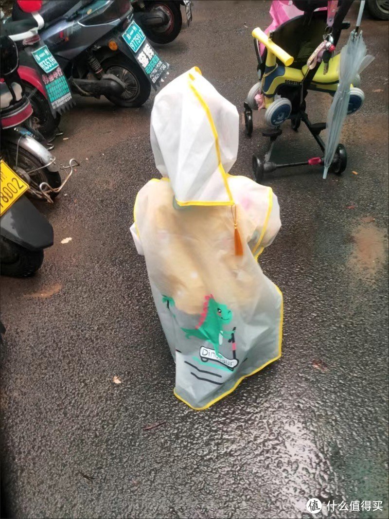 💦👧🧢 宝宝儿童雨衣，雨天出游的小英雄！