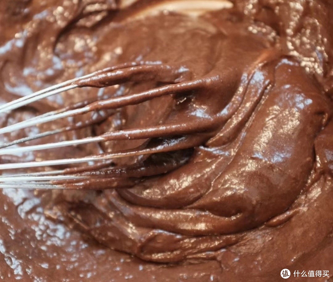 自制美味巧克力蛋糕，享受健康甜蜜探索巧克力的奥秘