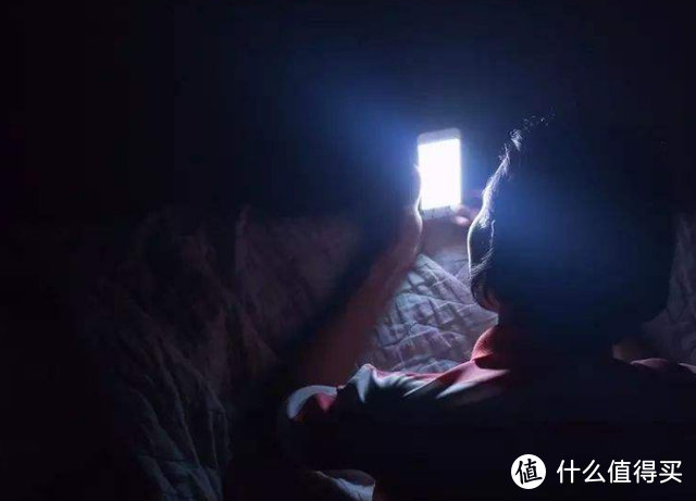 被婆婆的“无效节俭”，逼疯了，全家都遭罪