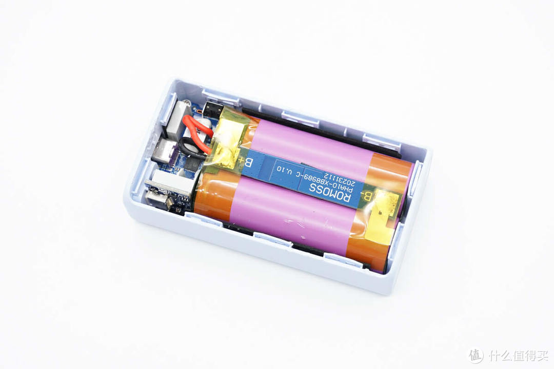 拆解报告：ROMOSS罗马仕10000mAh 22.5W快充移动电源PHA10