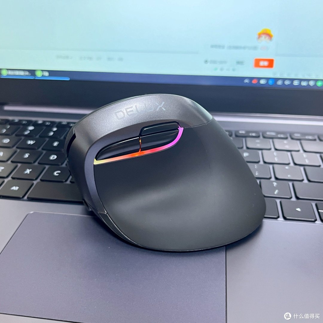 小手手的福音三模垂直鼠标多彩m618mini