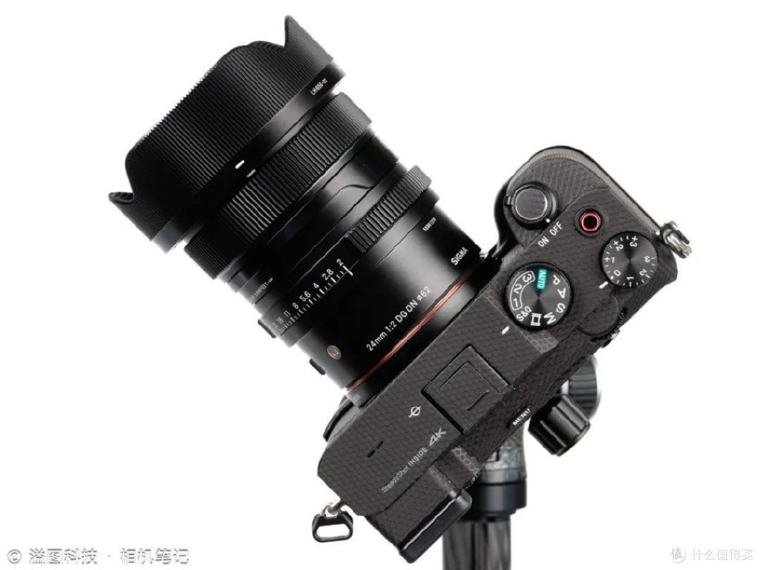 小巧精致的适马i系列全画幅微单镜头