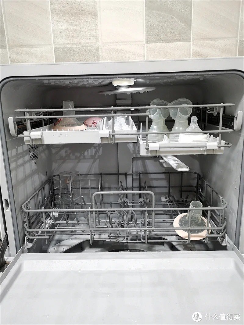 ￼￼米家小米洗碗机 5套台式母婴家用小型刷碗机台面式易安装高温除菌超薄存储智能WiFi操控S1￼￼