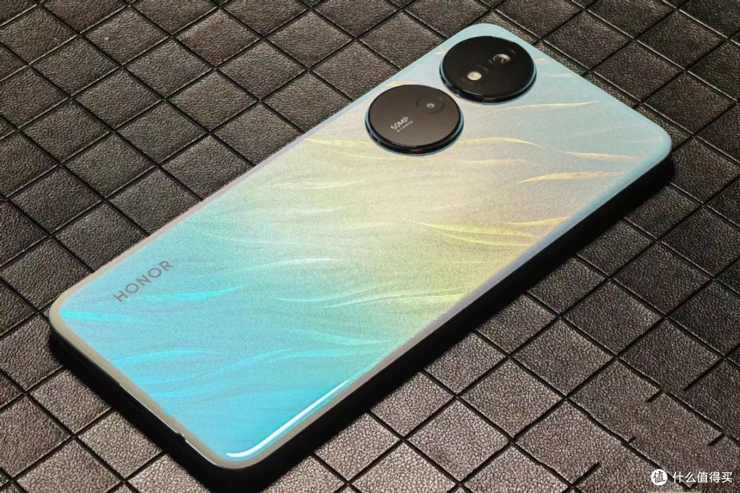 荣耀"放大招",仅999元,5000万像素 6000mah 高清屏 256gb大内存_手机_