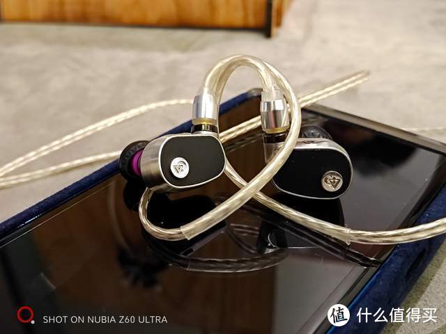 和大家一起聊聊在上海耳机展听到的HiFi器材