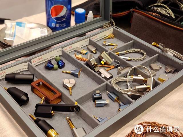 和大家一起聊聊在上海耳机展听到的HiFi器材