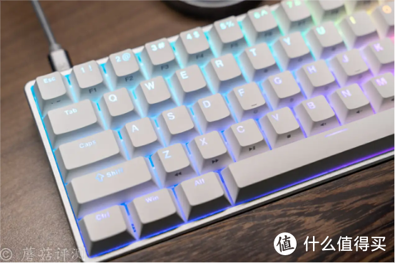 霍尔元件加持，触发高度可调，键盘操作更精准，先马趣造G65霍尔效应磁轴键盘 体验评测