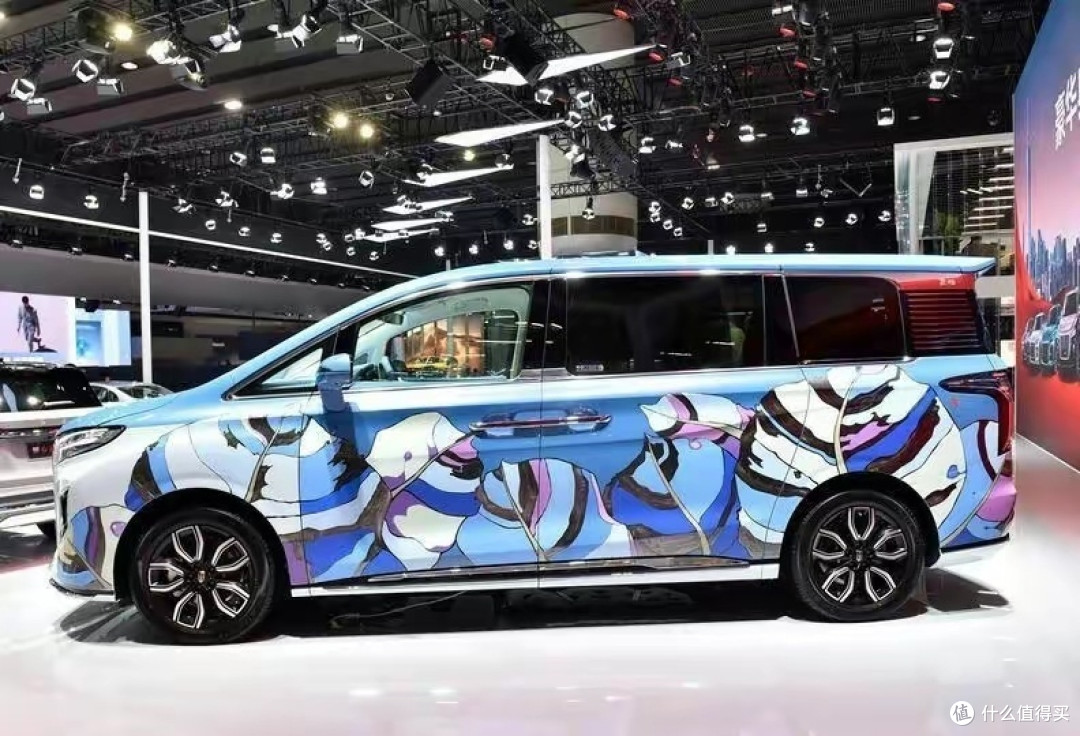 红旗全新大7座mpv开启预售车长超52米配20t插混系统