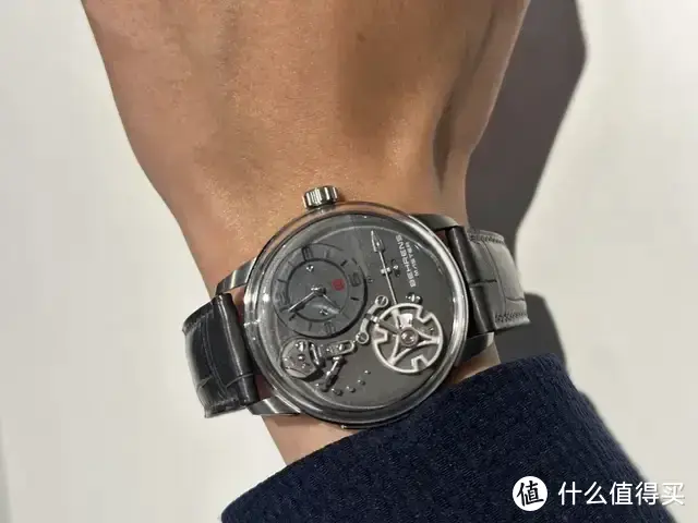 TIME TO WATCHES | 贝伦斯新款腕表“功夫”惊艳亮相日内瓦