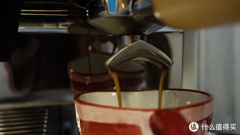 咖啡机买哪款不吃灰？百盛图二代S带秤研磨一体机使用分享