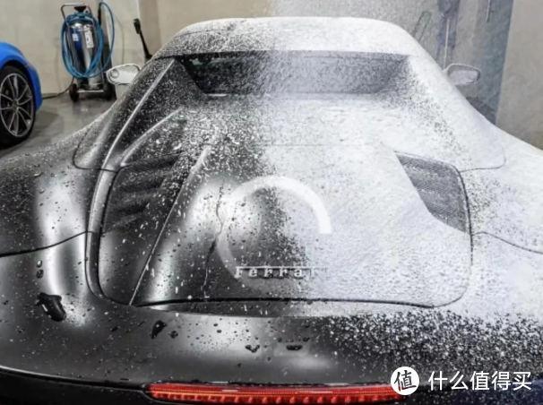 有泡沫就能洗车 ？为什么还要用洗车液与洗车水蜡 ？！