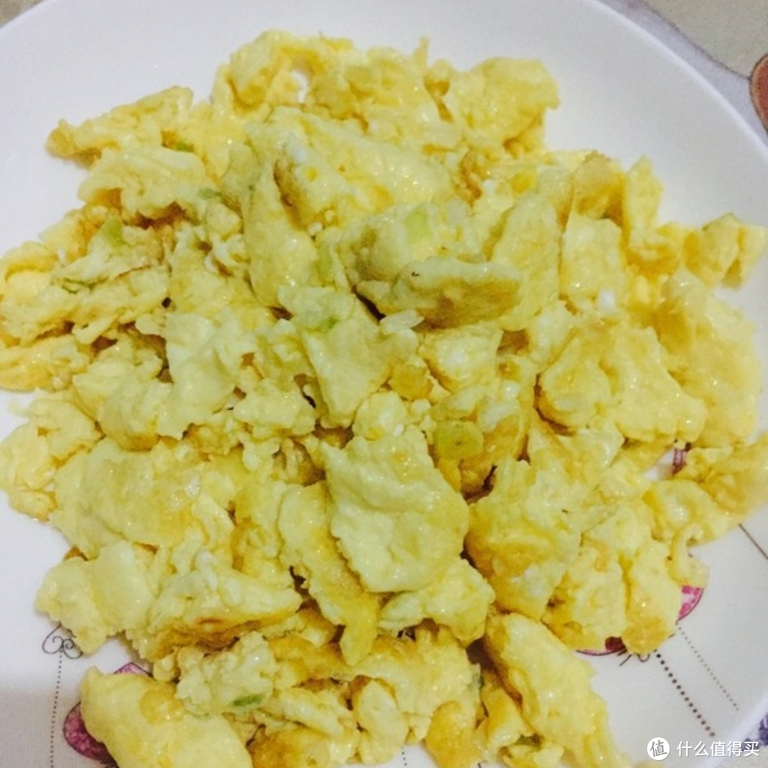 烹饪艺术中的简约之美——韭菜炒鸡蛋