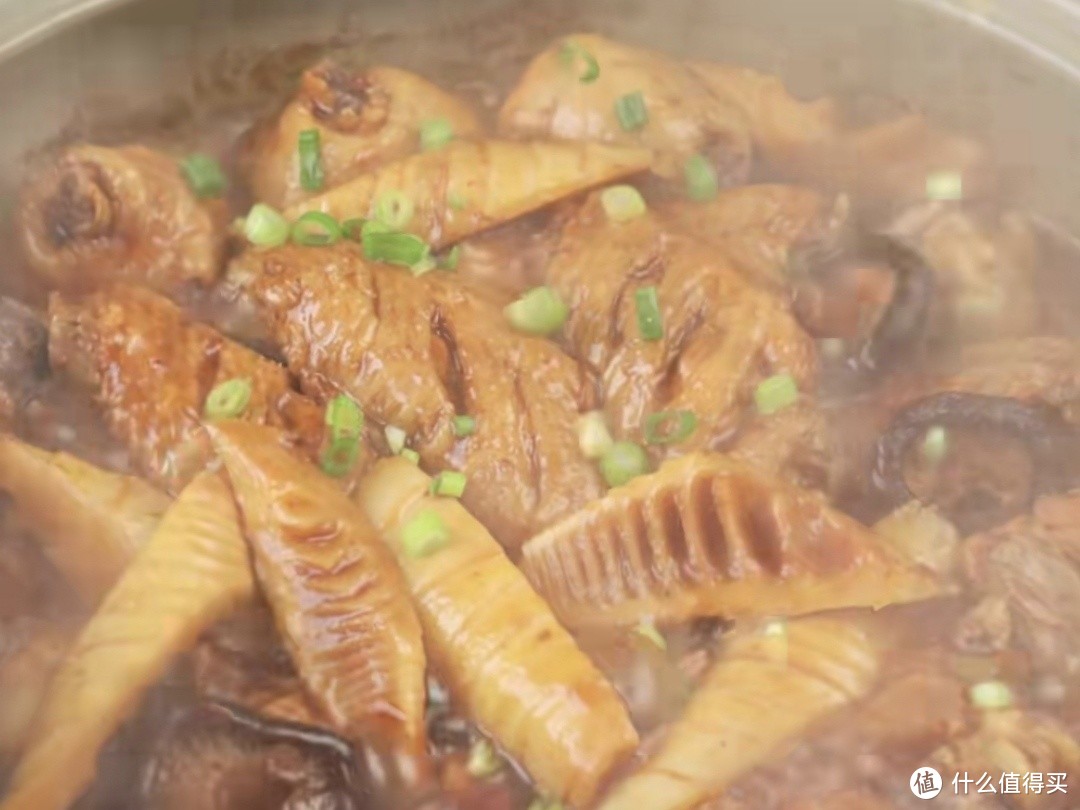 春季限定美食，春笋焖鸡