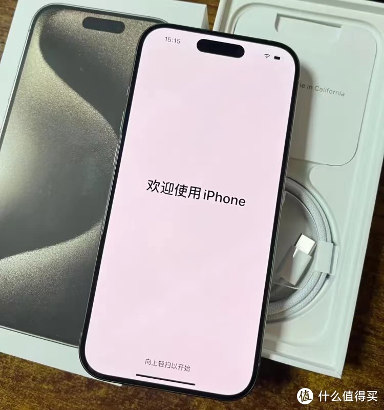 从8999跌至7899元，A17Pro+iOS+钛金属，高端市场的不败霸主