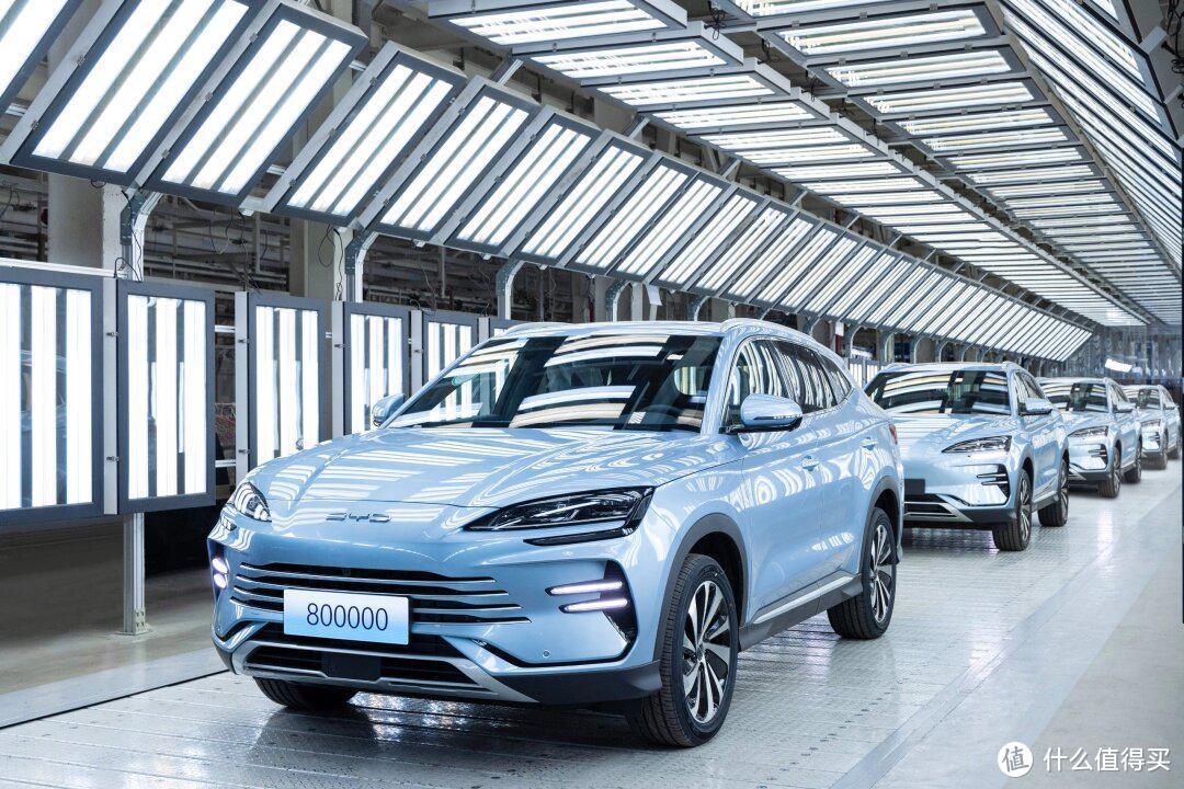 新能源取代燃油成定局：中国新能源汽车市场迎来多数派时代