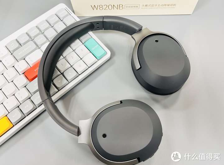 漫步者W820 NB空间音频版头戴式耳机实测，2024年500元价位以下头戴式耳机新标杆！