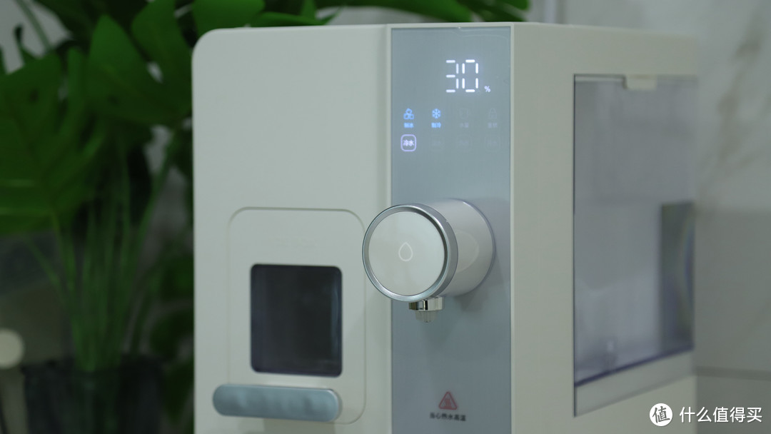 宜米西塔制冰饮水机：冰温冷热，春夏秋冬，全家共享！