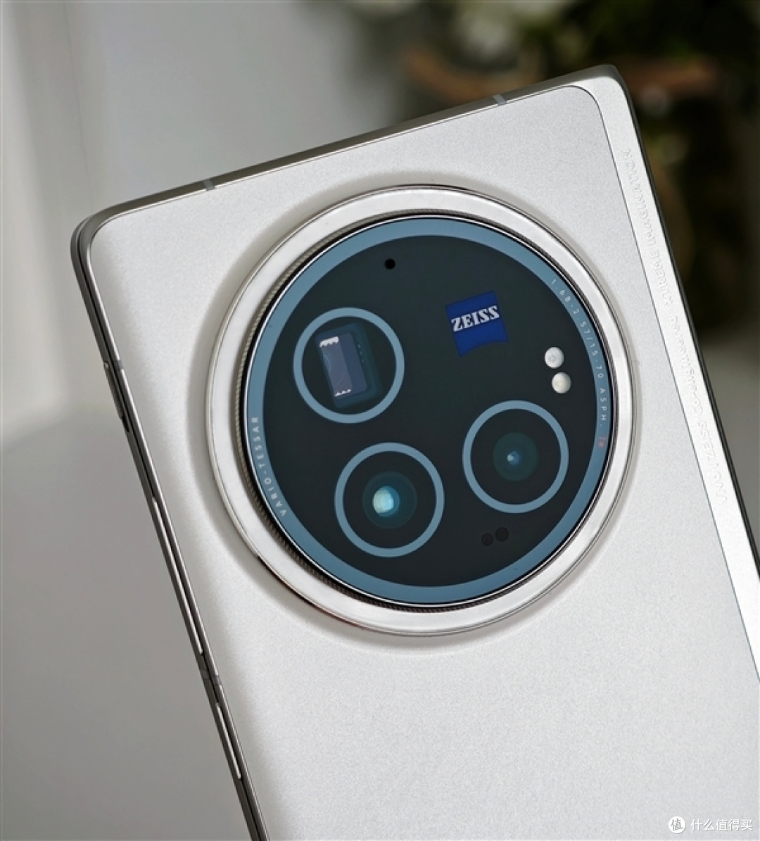 vivox100ultra渲染图惊艳亮相手机影像灭霸即将登场