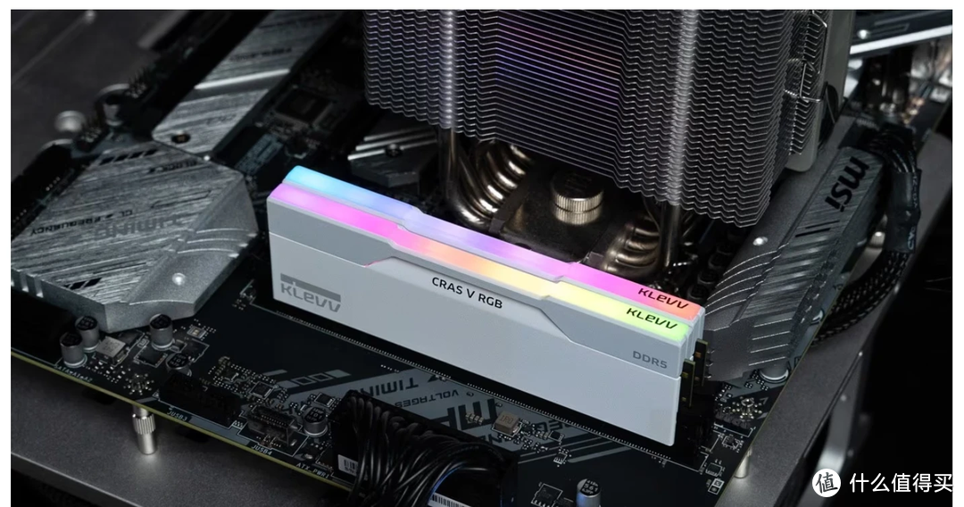 KLEVV CRAS V RGB DDR5-6400 晶灿白内存测评：只要有了它，人人都能玩超频