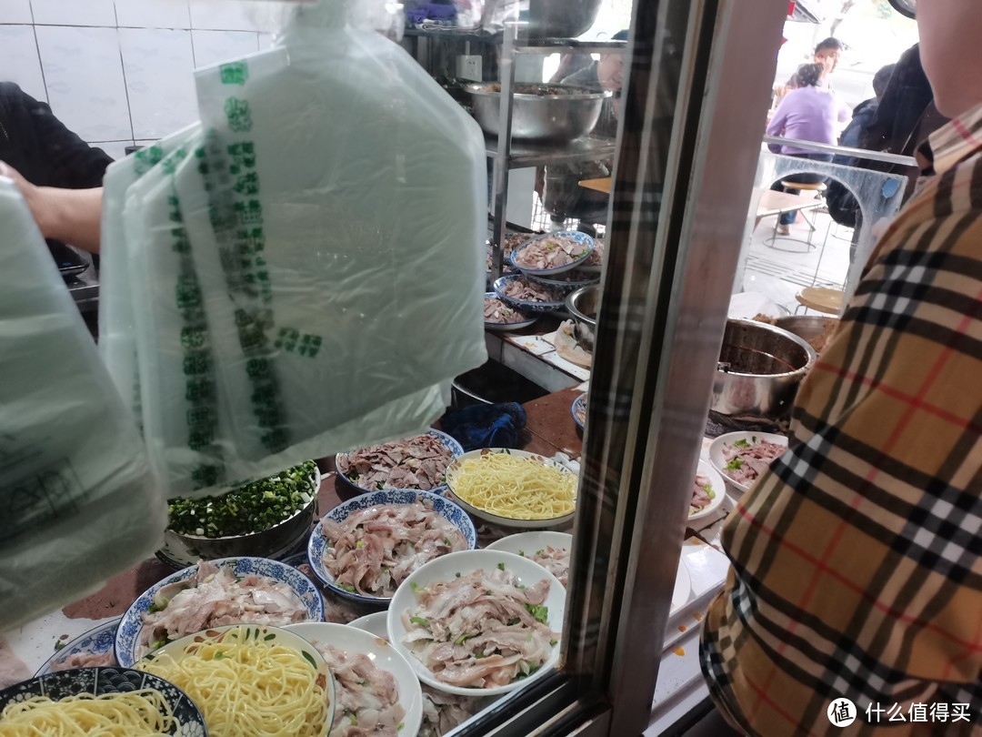 温江，不但国色天香，还有接地气的猪耳朵--打卡成都温江赵姐猪耳朵