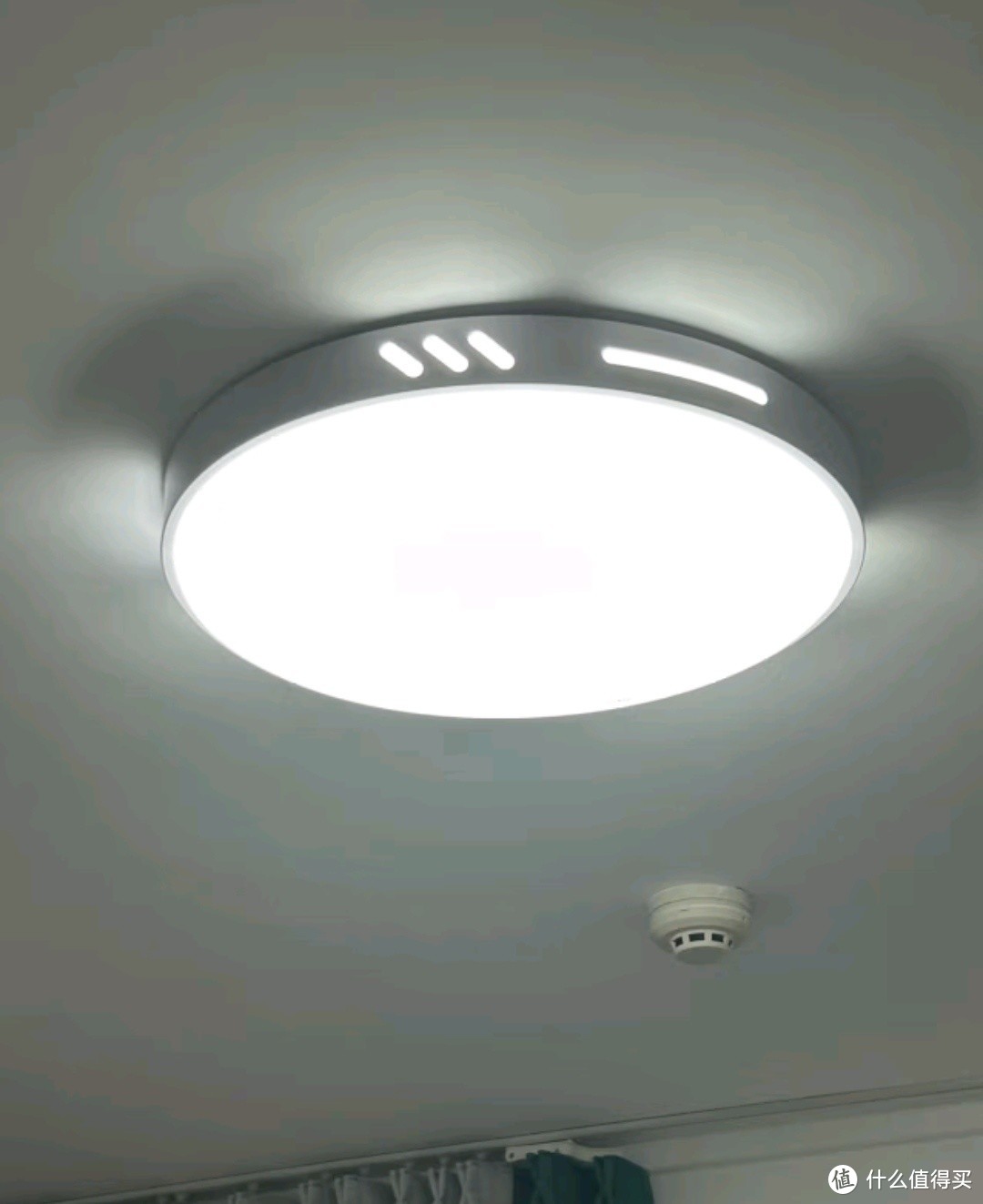 我家超智能好物之奥克斯（AUX） 卧室灯具LED客厅灯吸顶灯餐厅灯现代简约阳台灯健康照明 