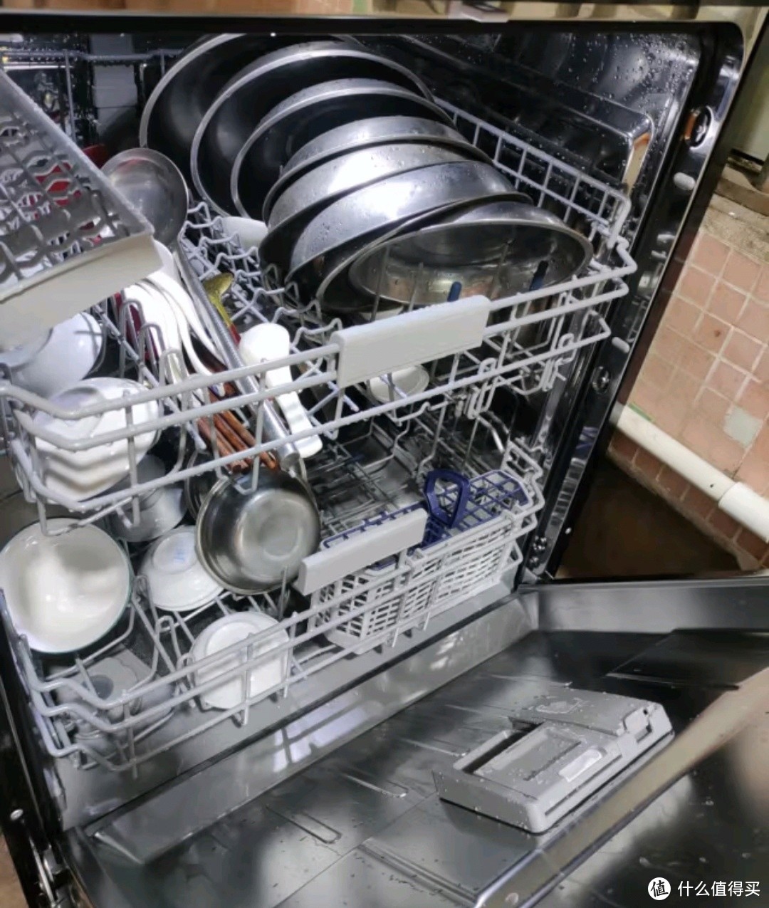 美的 RX10max 洗碗机，让你告别洗碗烦恼