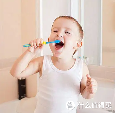 儿童用电动牙刷好还是普通牙刷好？提防三大危害陷阱