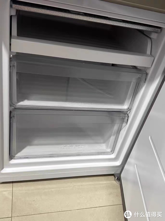 海尔215L三开门节能小冰箱家用省地实用