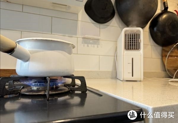 厨房空调/凉霸/移动空调/冰雾扇怎么选？厨房降温有没有简易方案？蓝宝厨房冰雾扇降温效果怎么样