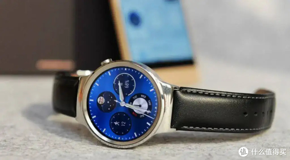 智能手表 VS 传统机械腕表，二者到底有什么区别？