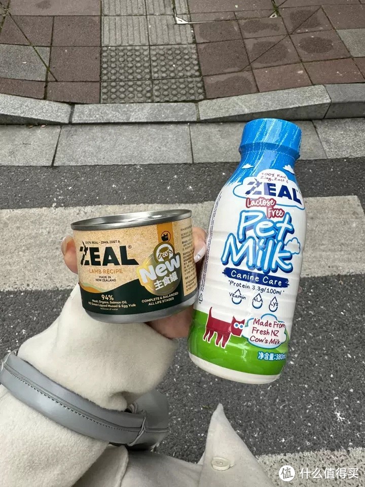 Zeal进口猫狗主食罐：精准营养，增肥湿粮，宠物牛奶礼包全解析
