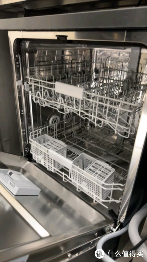 米家洗碗机N1：16套大容量，嵌入式独嵌两用好帮手！