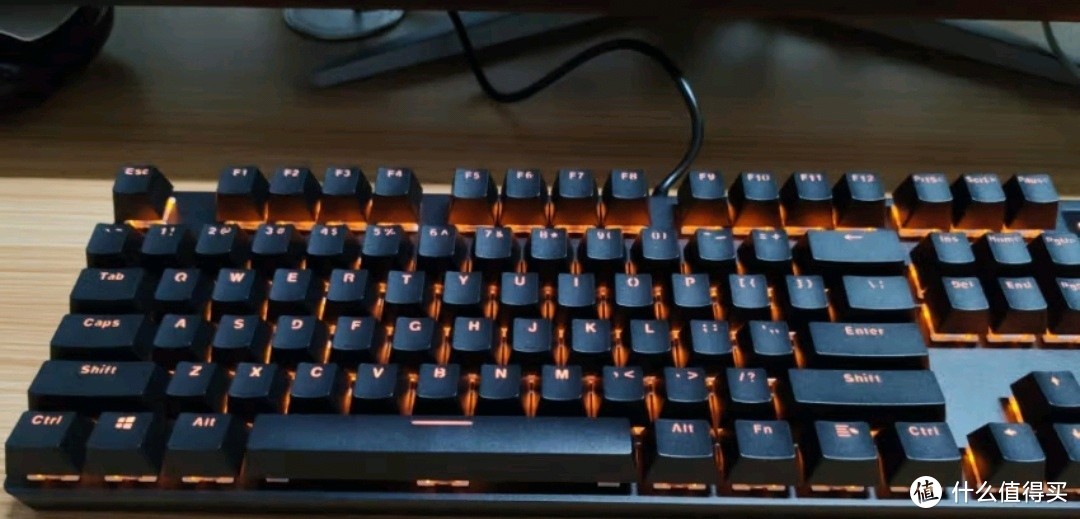 雷柏机械键盘，游戏玩家的首选利器！