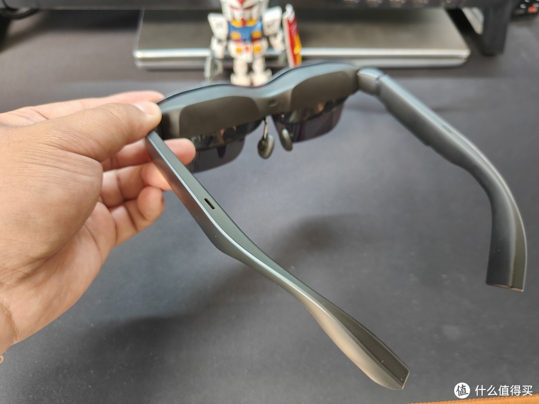 2024年AR眼镜推荐丨雷鸟Air2 AR眼镜实测---AR眼镜和便携屏的碰撞