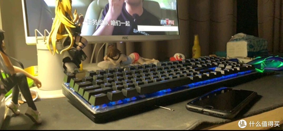 雷柏（Rapoo）V700RGB 合金版机械键盘：电竞玩家的梦幻装备