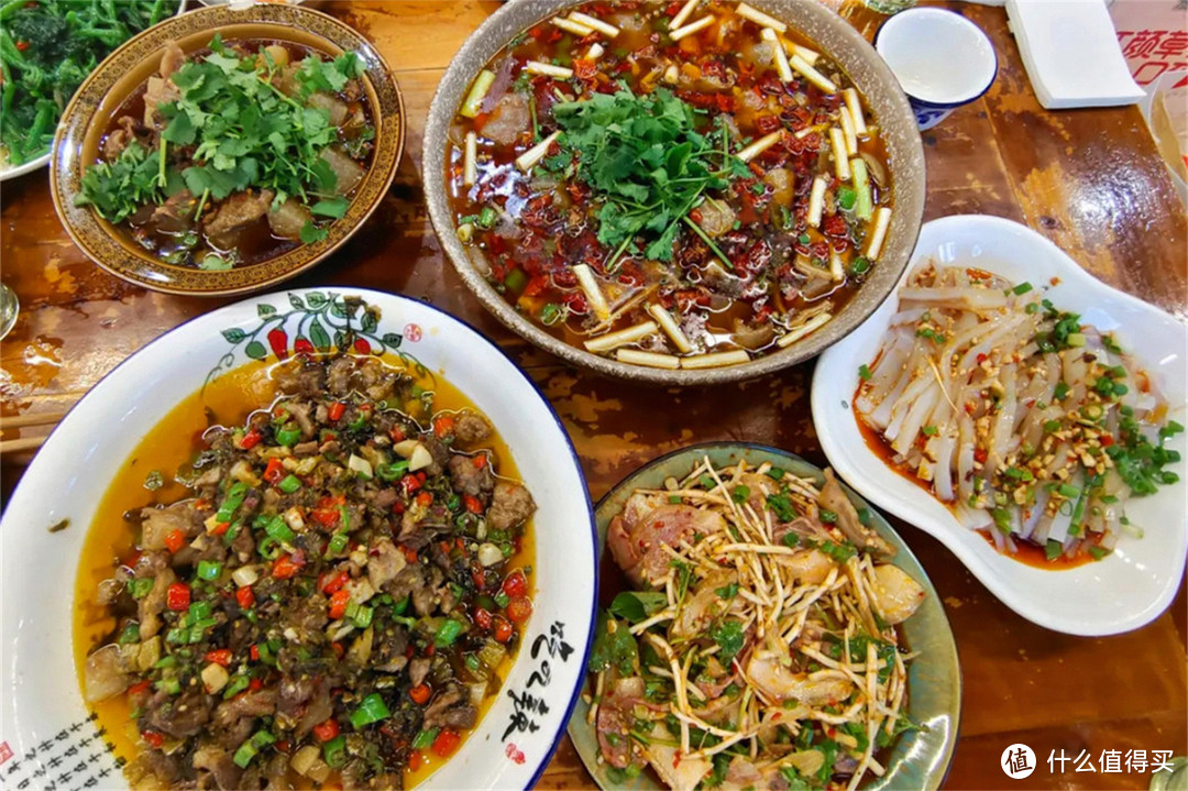 中国四座“最能吃辣”的城市，本省人去吃都嫌辣，真的是嗜辣成性