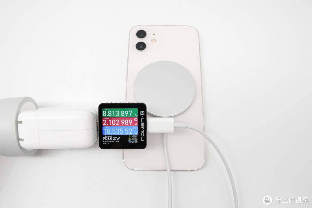 iPhone 12升级iOS17.4.1 MagSafe无线充电测试，功率和充电效率提升明显