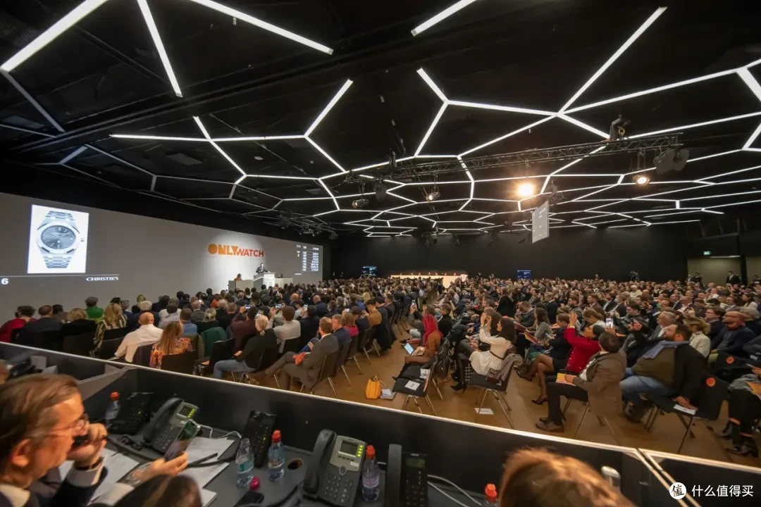 就在昨晚，百达翡丽一块表卖了1.25亿人民币！