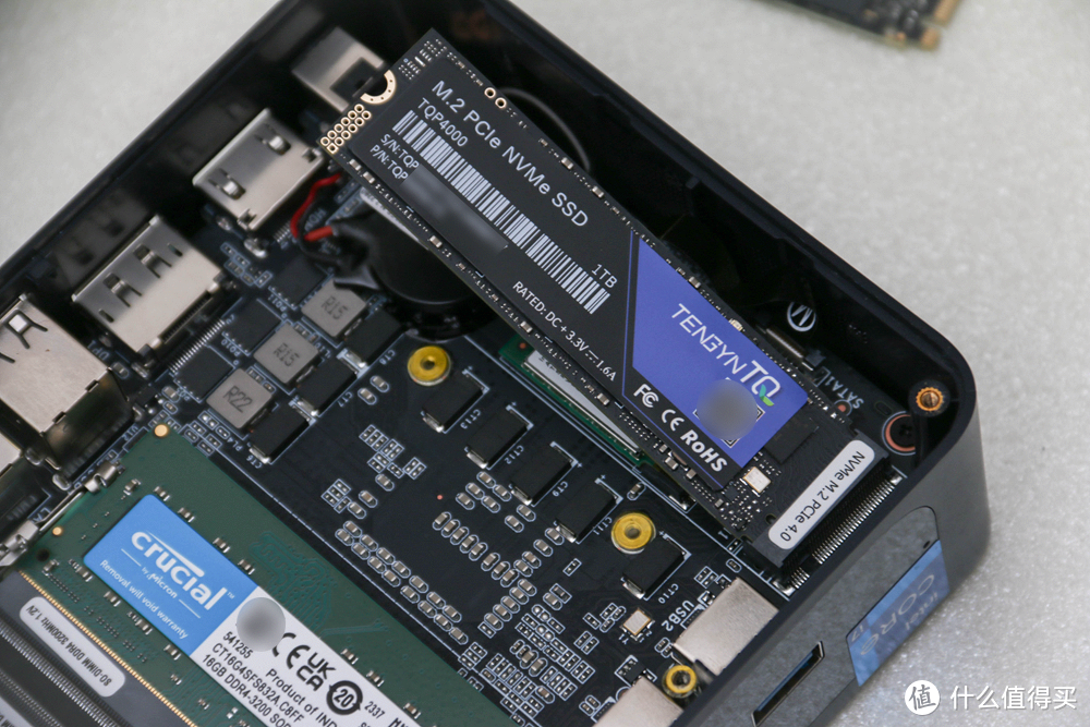 国产硬盘开始“大杀四方”！腾隐PCIe4.0固态硬盘测评，洋货没了面子